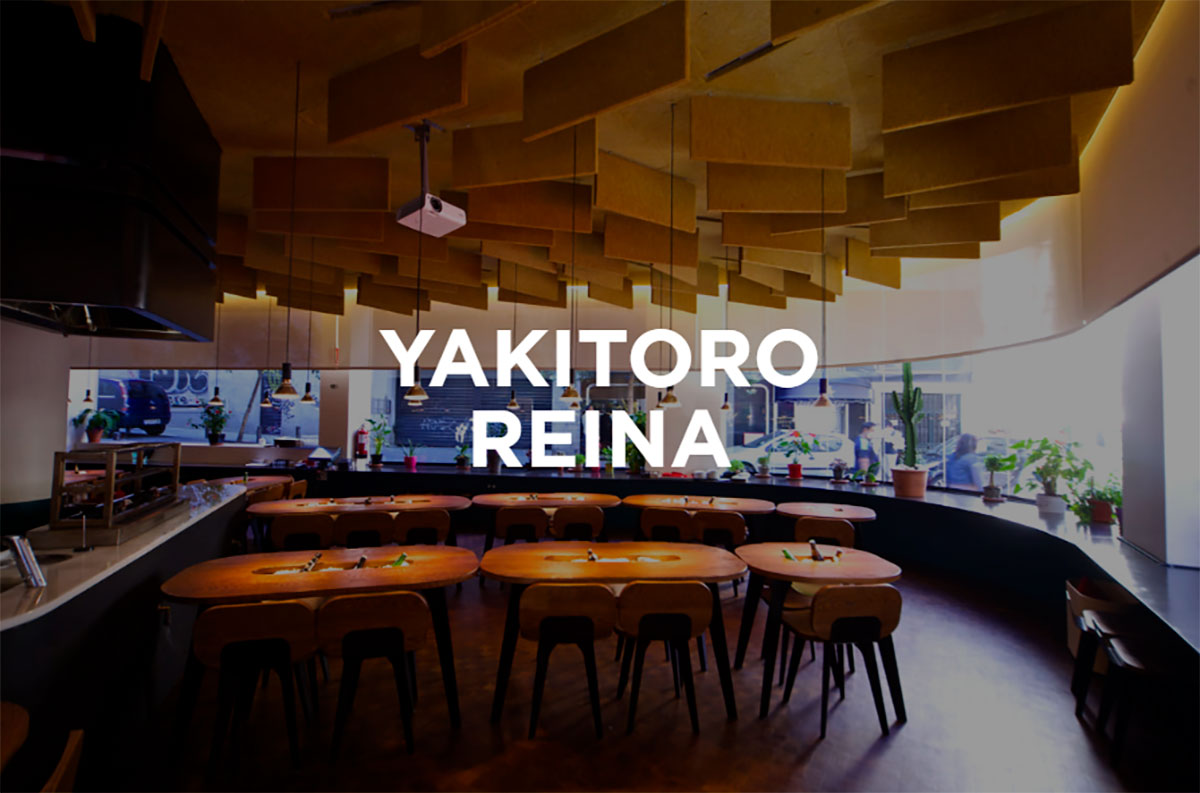 Fachada del local del restaurante Yakitoro Reina